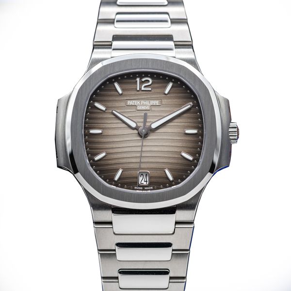 Patek Philippe Nautilus 7118/1A-011